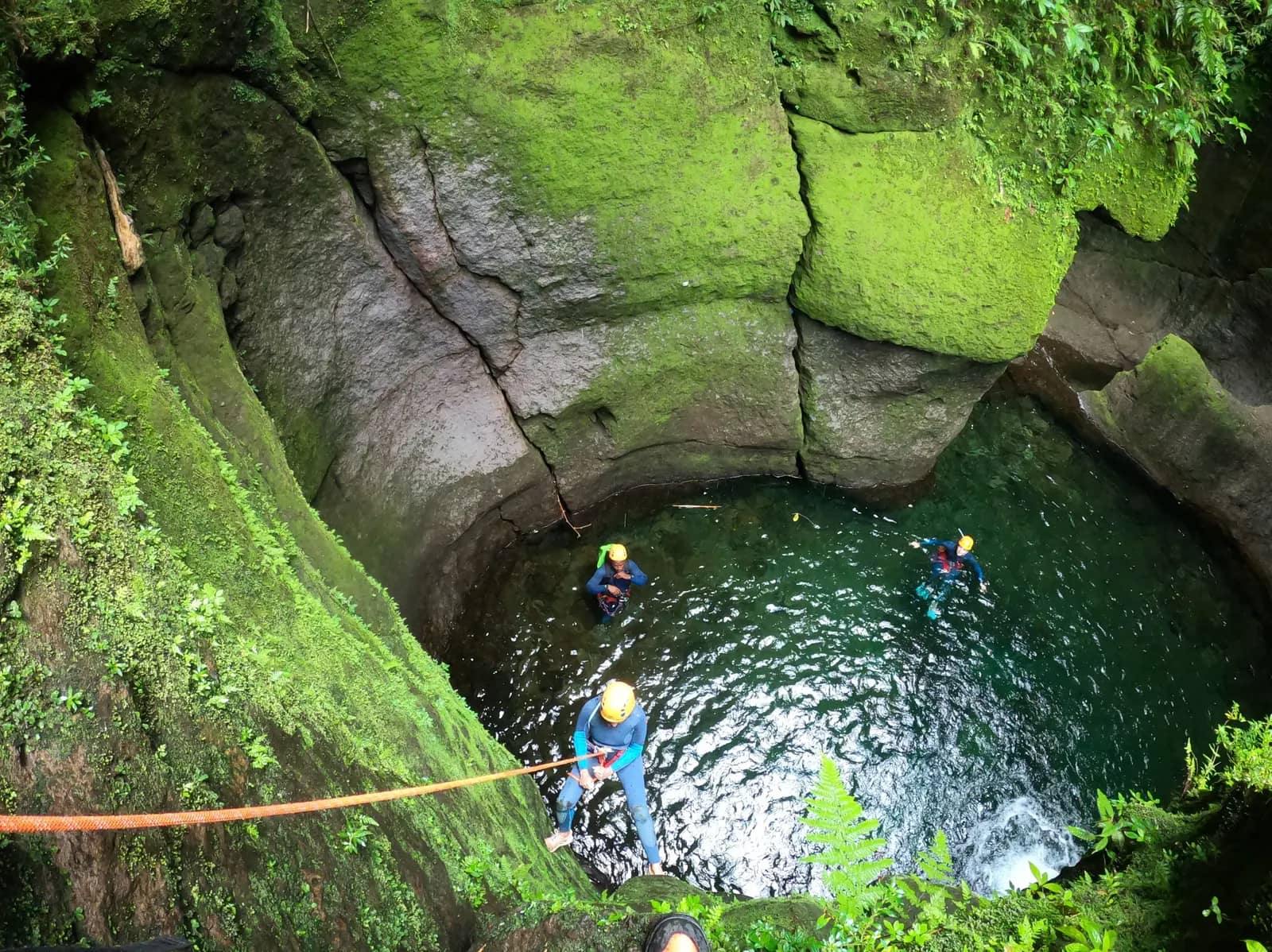 Canyoning experience, 7 secret waterfalls