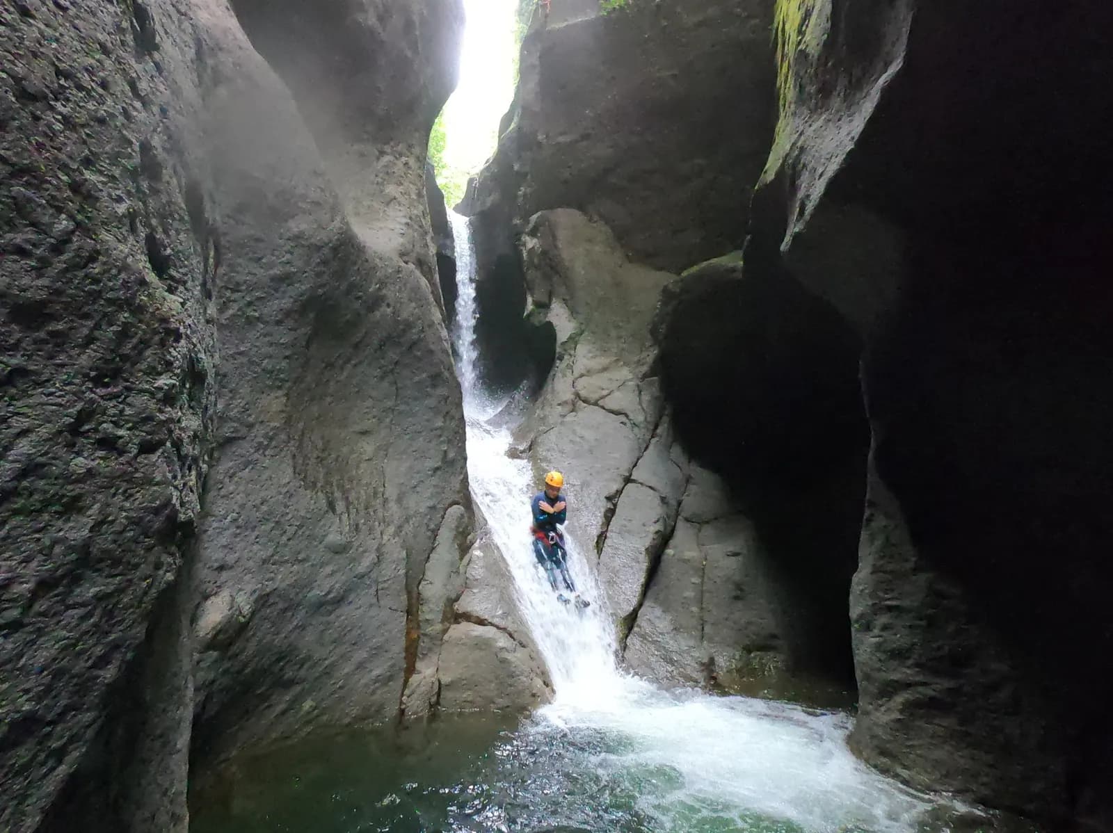 Canyoning experience, 7 secret waterfalls photo 4