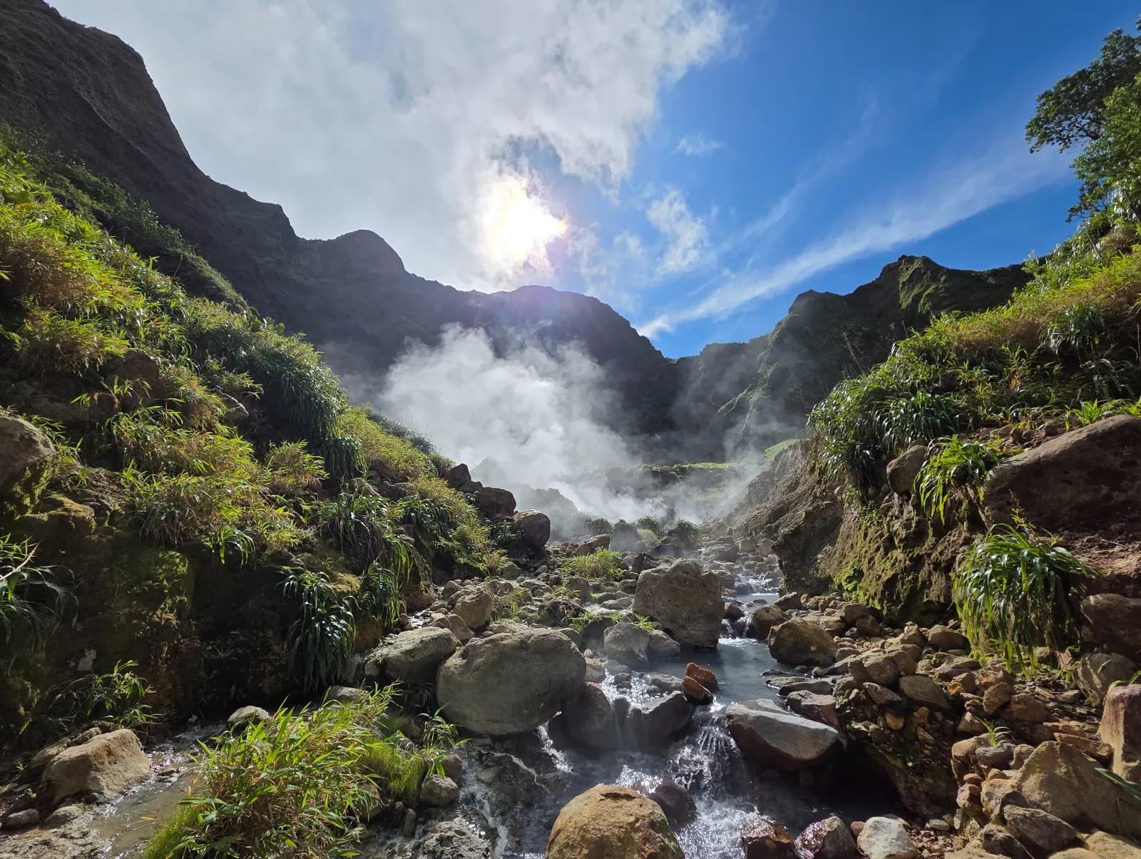 Boiling Lake Hike With Expert Guide photo 2