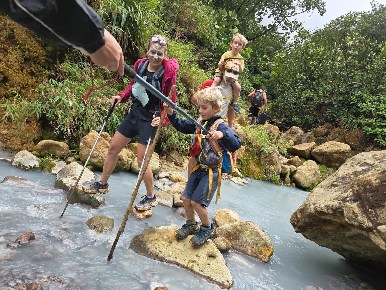 Boiling Lake Hike With Expert Guide photo 9
