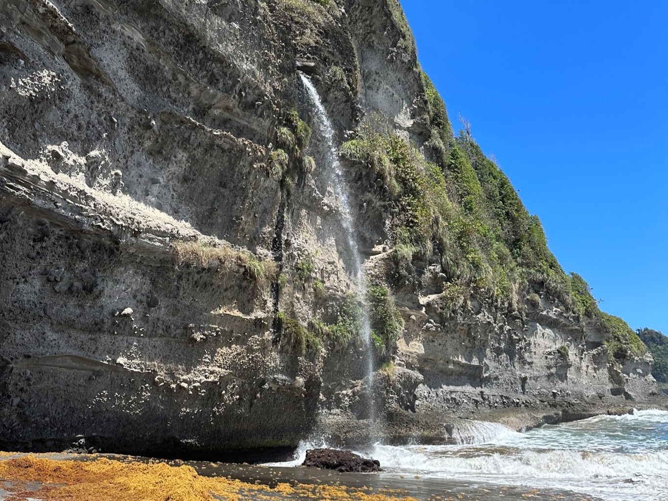 Wavine Cyrique Falls